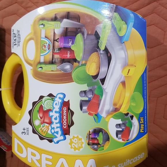 Toys - Picture 4 of 8